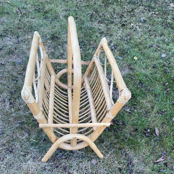 RATTAN Wicker Magazine Rack Holder Boho Style - Picture 4 of 7